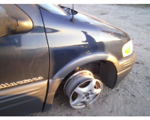 PONTIAC MONTANA Fender