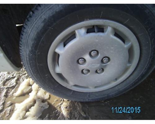 SATURN SATURN S SERIES Wheel Cover