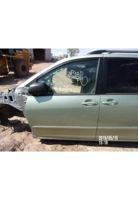 TOYOTA SIENNA Door Assembly, Front